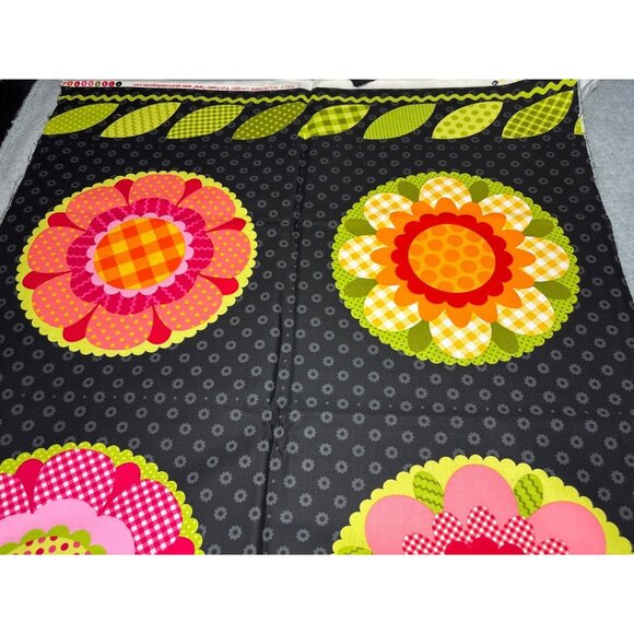 Fun Flower Fabric Panel by Holly Holderman 24" x 44" Quilting Cotton for Crafts - Picture 10 of 11